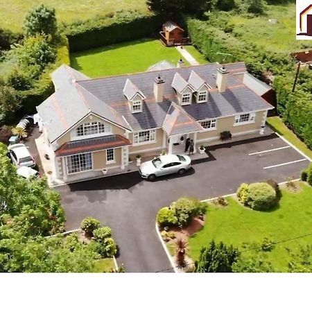 キャッスルメイン Leabrook House Bed & Breakfast エクステリア 写真
