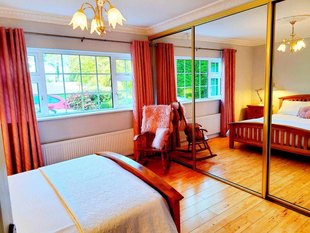 キャッスルメイン Leabrook House Bed & Breakfast エクステリア 写真