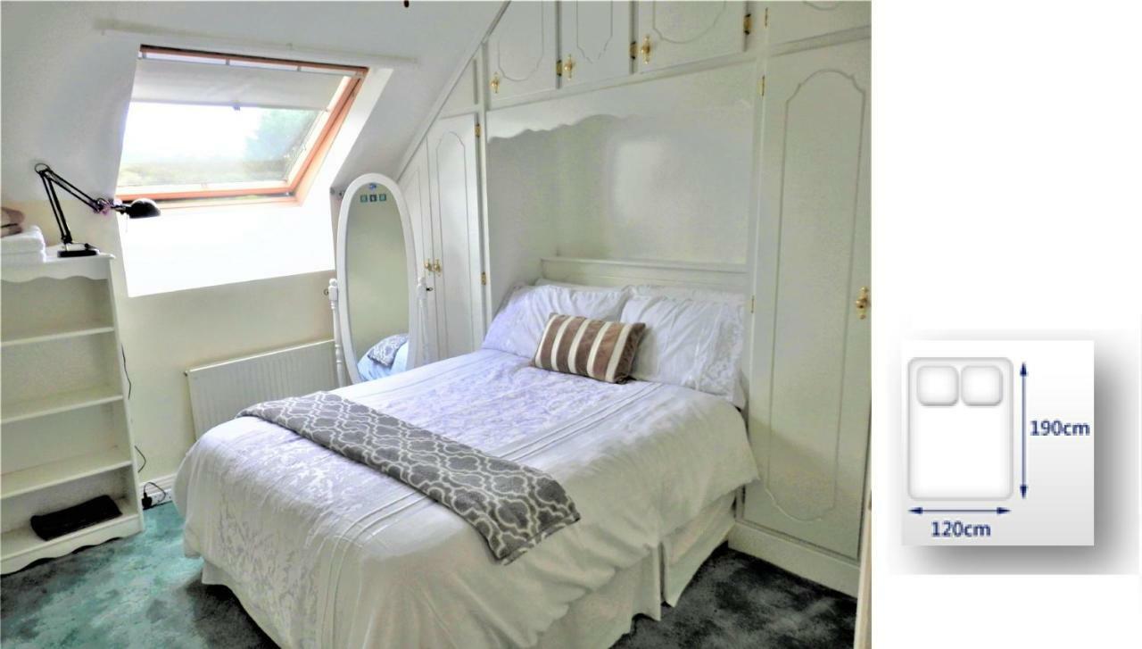 キャッスルメイン Leabrook House Bed & Breakfast エクステリア 写真