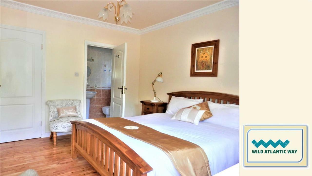 キャッスルメイン Leabrook House Bed & Breakfast エクステリア 写真