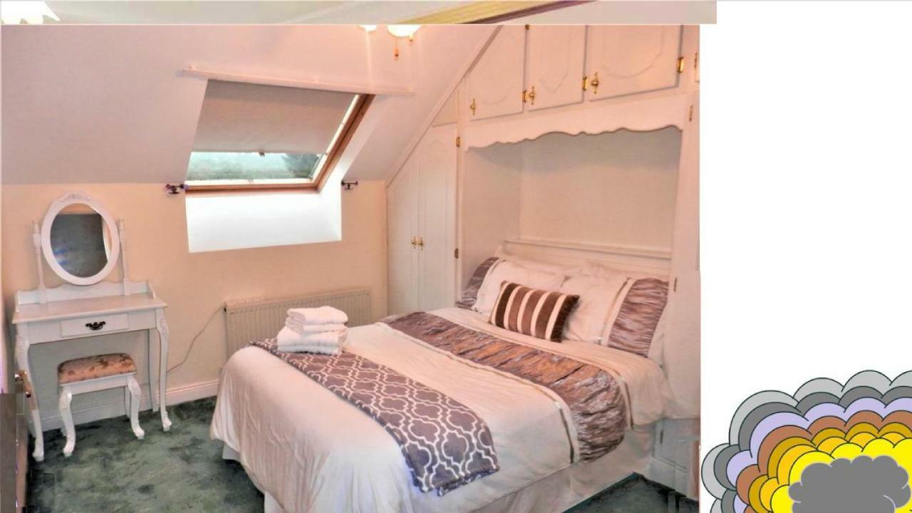 キャッスルメイン Leabrook House Bed & Breakfast エクステリア 写真