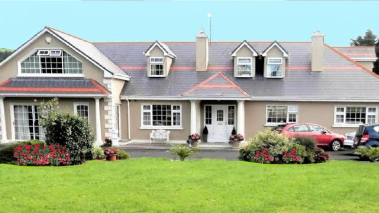 キャッスルメイン Leabrook House Bed & Breakfast エクステリア 写真